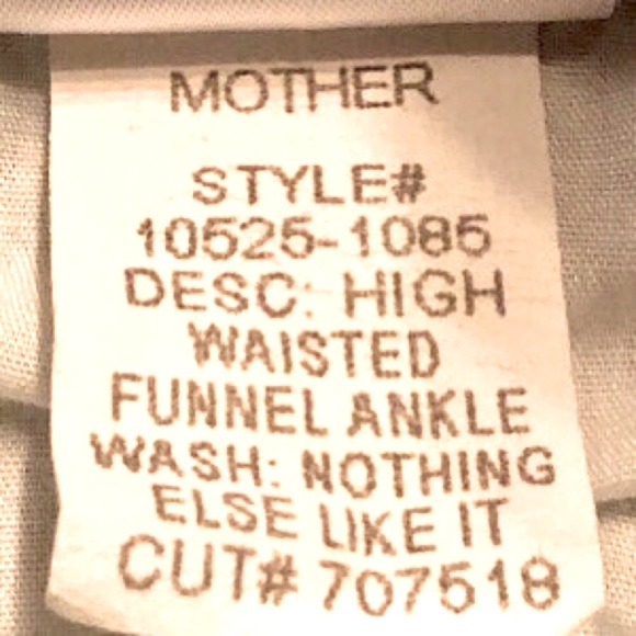 “NEW” MOTHER Snacks! High-Waisted Funnel Ankle Jean - Picture 9 of 10